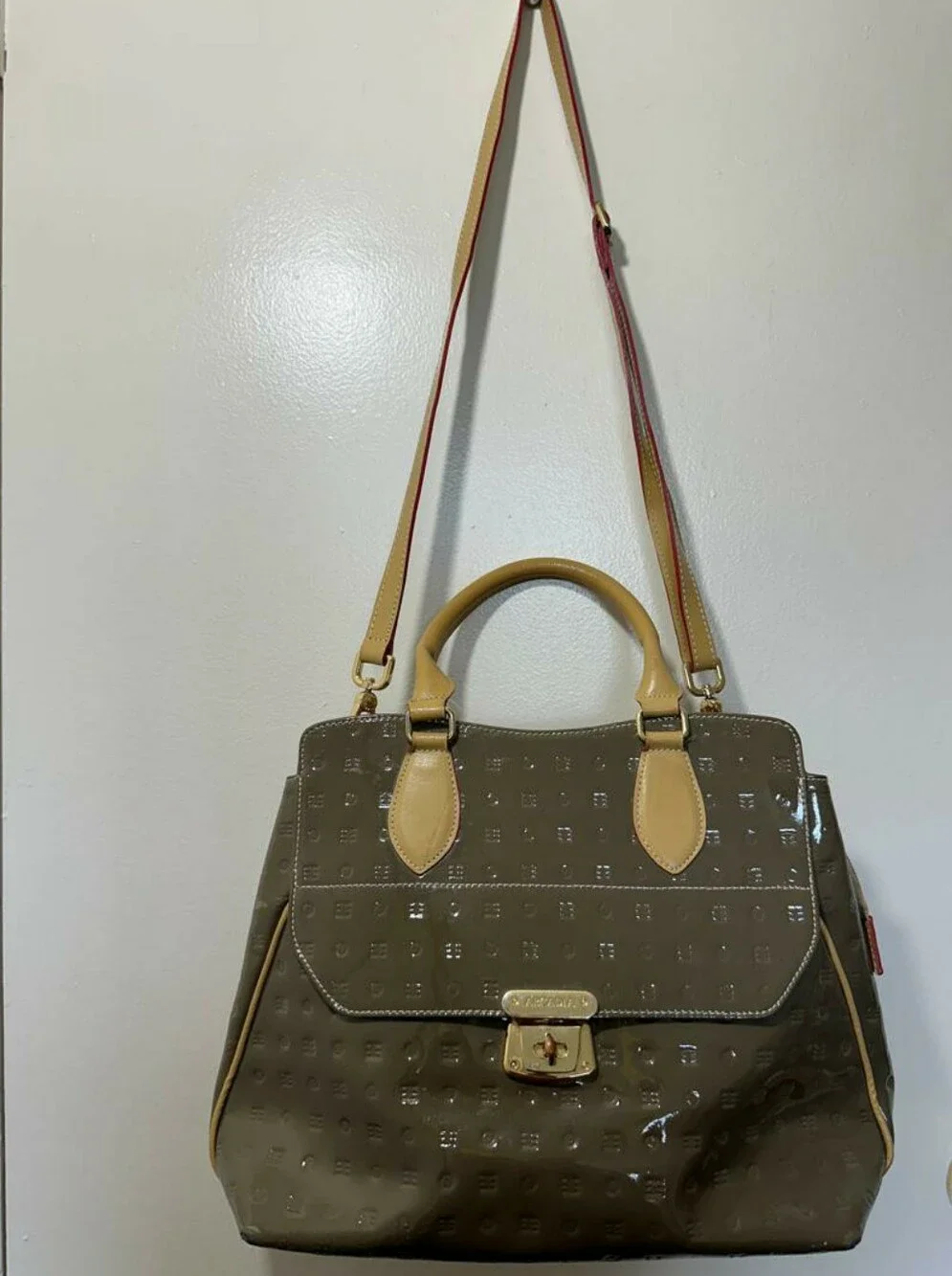ARCADIA Italy Logo Embossed Patent Leather Satchel Top Handle Bag